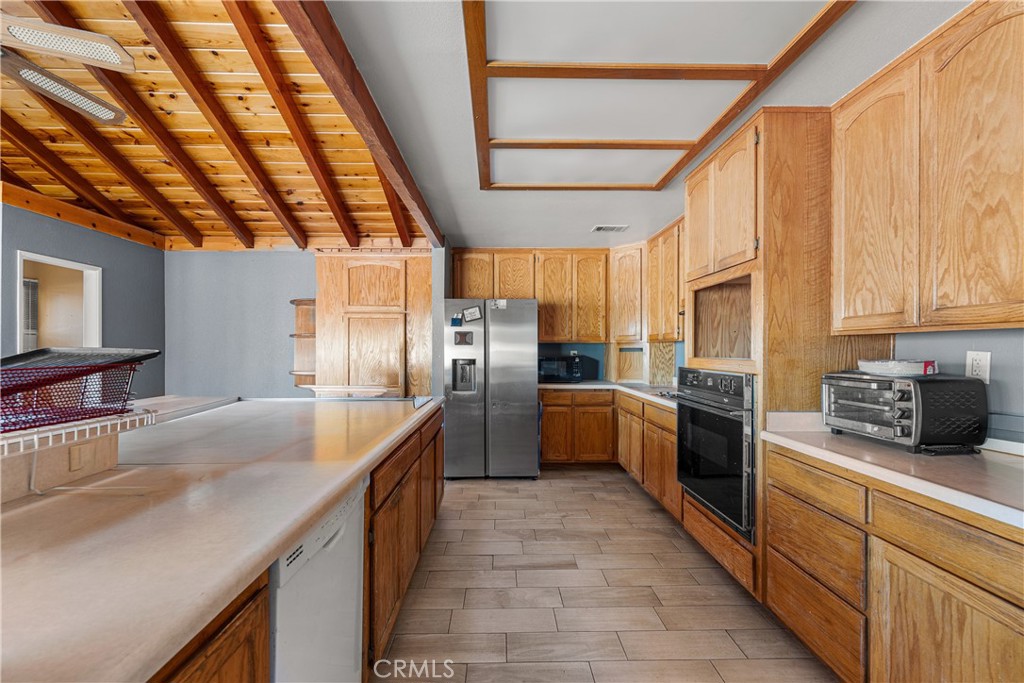 12579 Kewanna Road Apple Valley, CA 92308 - Photo 14 of 35 Gallery Image 14