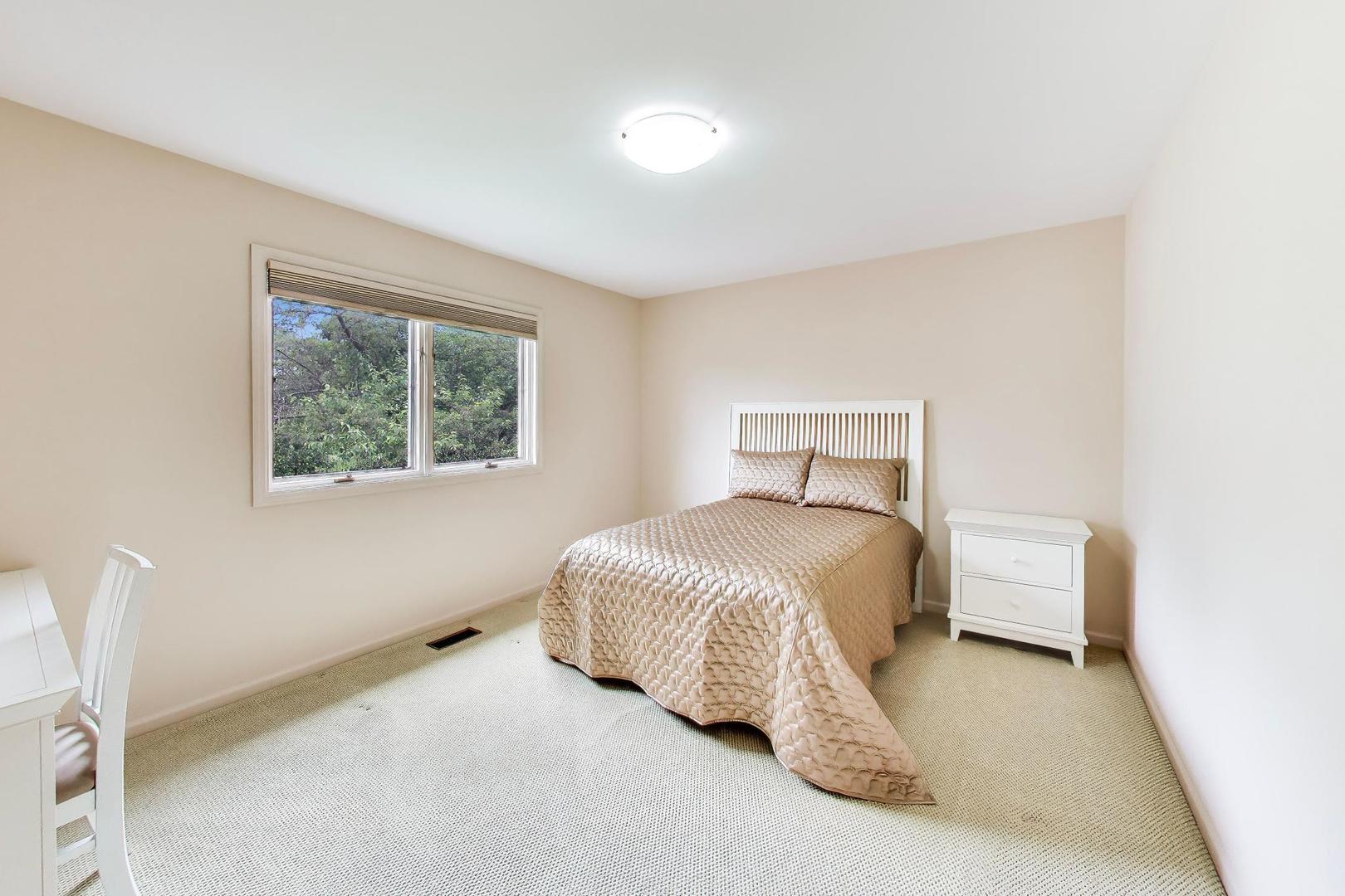3627 Pebble Beach Road Northbrook, IL 60062 - Photo 23 of 37