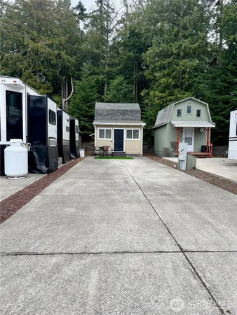 $87,500 | 392 Industrial Parkway, Unit 11, Sequim, WA 98382