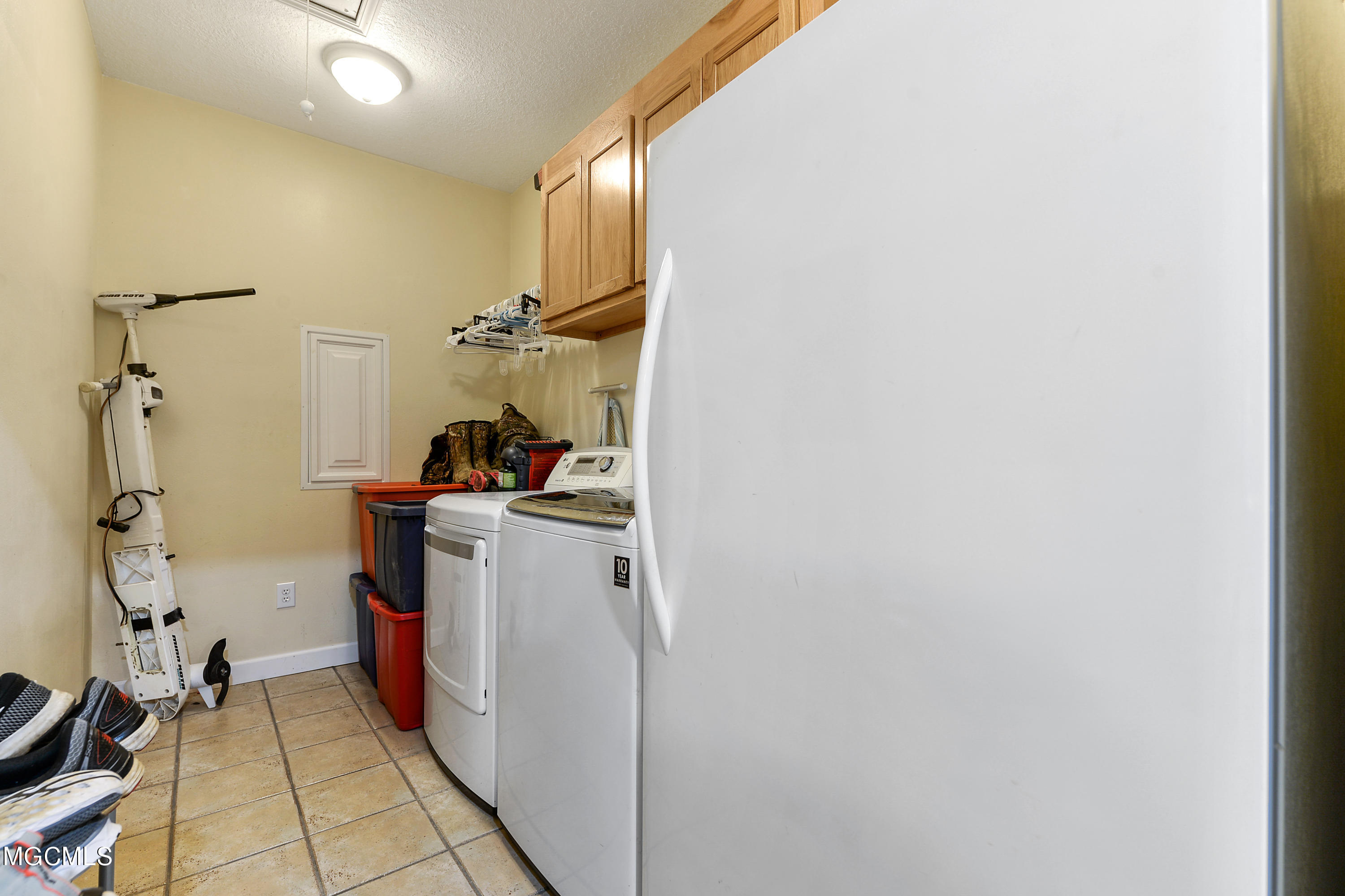 12630 Forts Lake Road Moss Point, MS 39562 - Photo 16 of 34 420A49BE-A01A-4C29-8185-8D0A2C881E0F