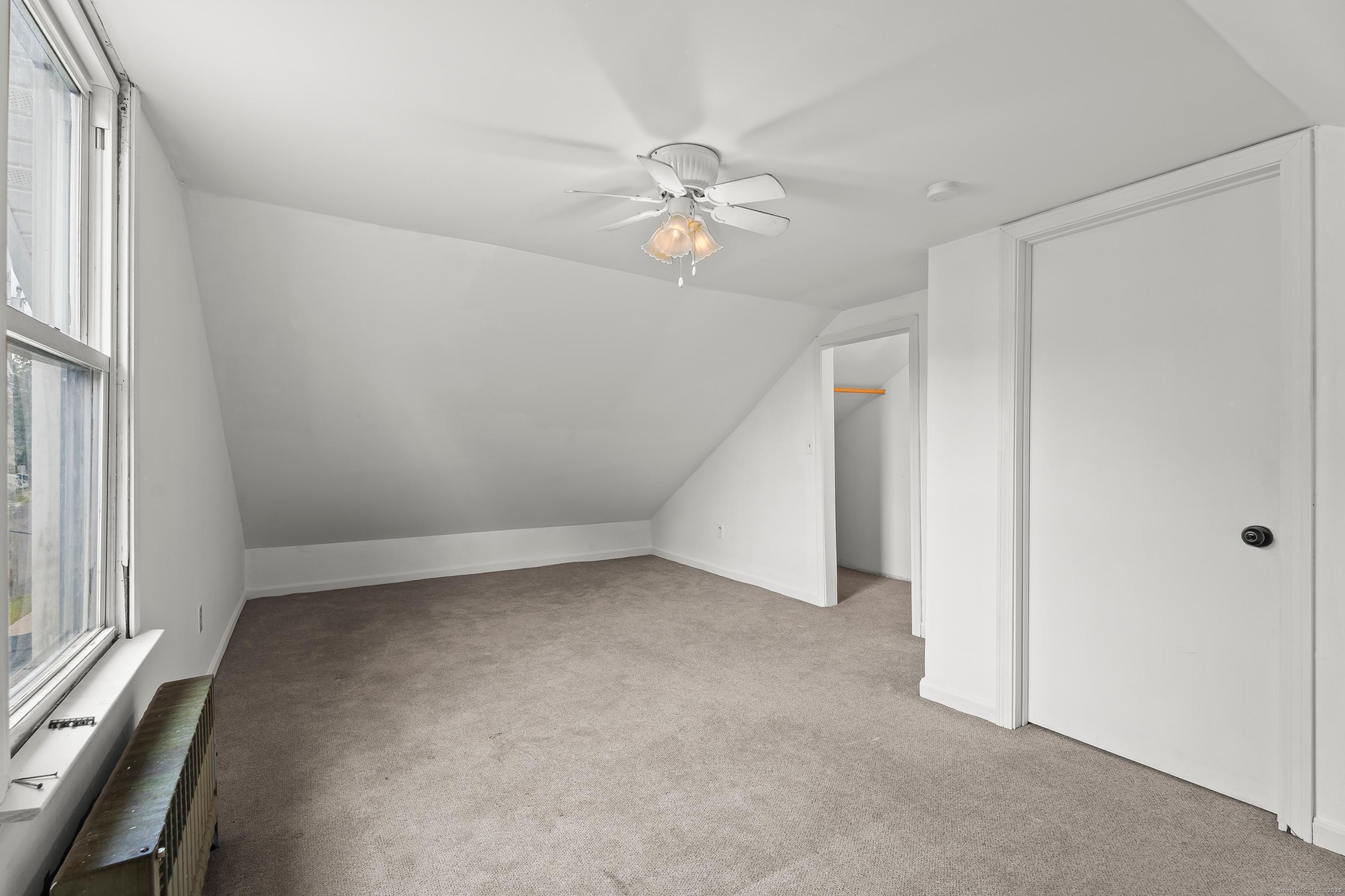 9 Virginia Avenue Enfield, CT 06082 - Photo 23 of 32