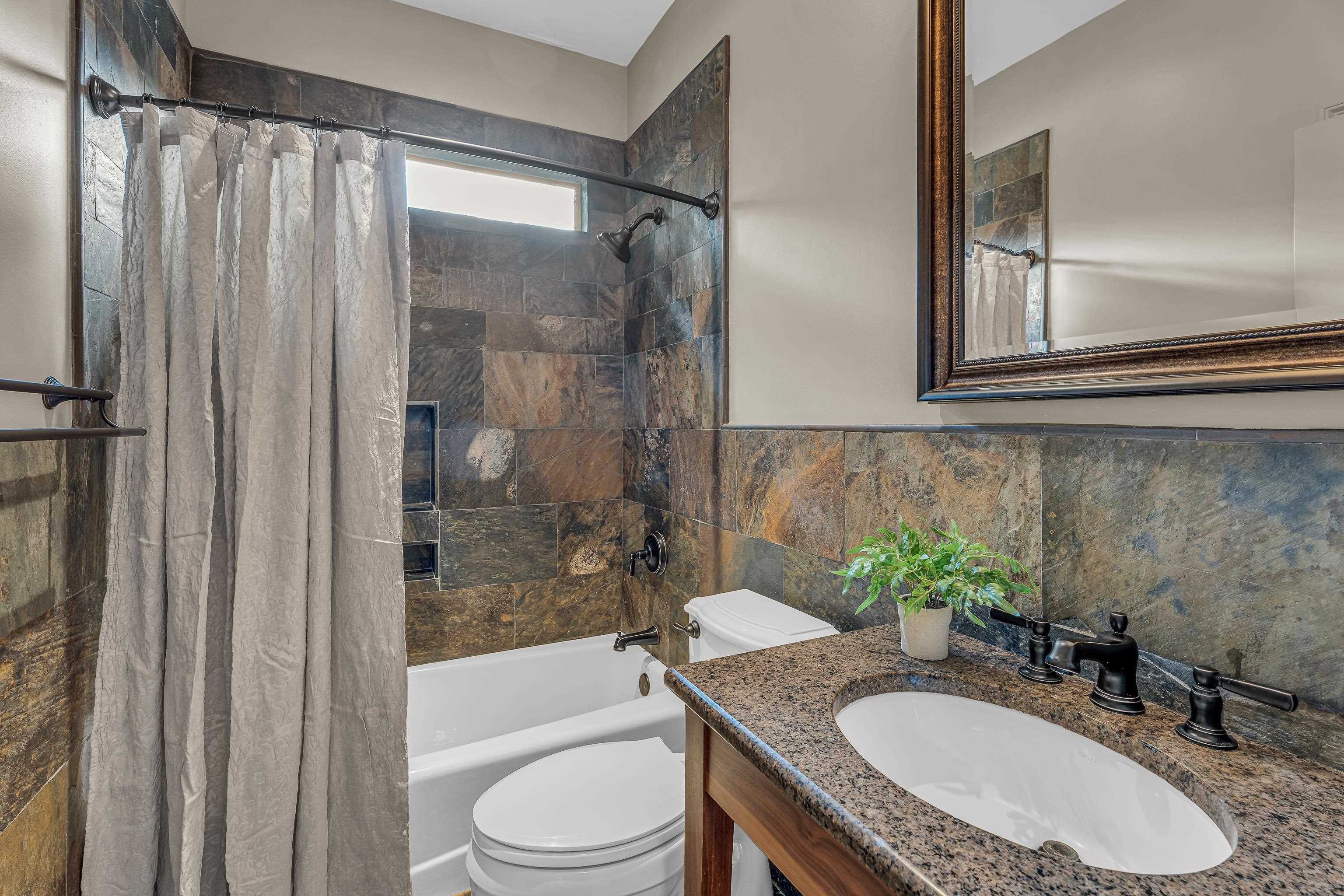 30530 Middle Creek Circle Daphne, AL 36527 - Photo 37 of 56 Bathroom