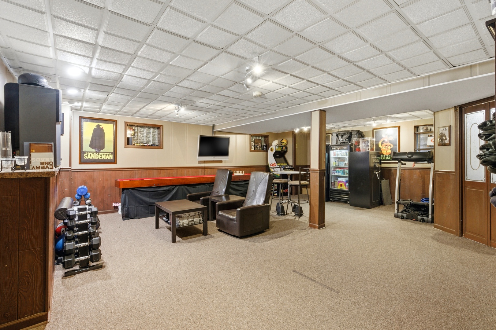 6900 Olde Gatehouse Road Tinley Park, IL 60477 - Photo 34 of 37 a room with lots of chairs and furniture