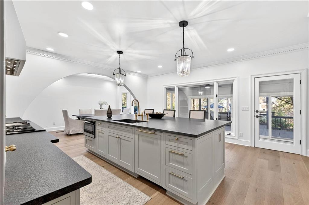 315 Anchorage Place Roswell, GA 30076 - Photo 8 of 59