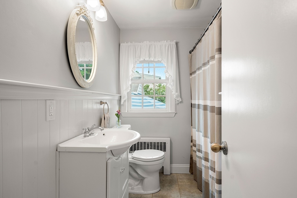 151 Dodge Street Beverly, MA 01915 - Photo 14 of 42