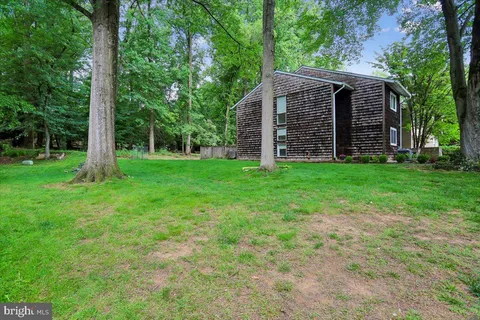 $630,000 | 300 New Mark Esplanade, Rockville, MD 20850