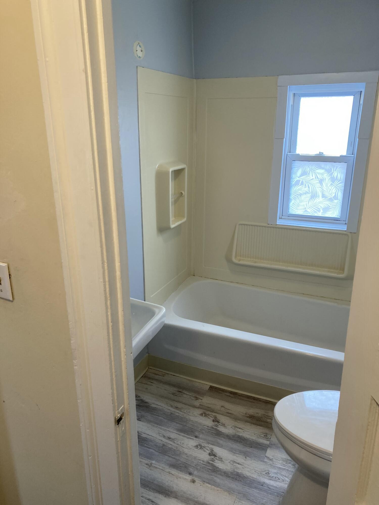 119 Fogg Road Scarborough, ME 04074 - Photo 15 of 28 2nd Floor Bathroom