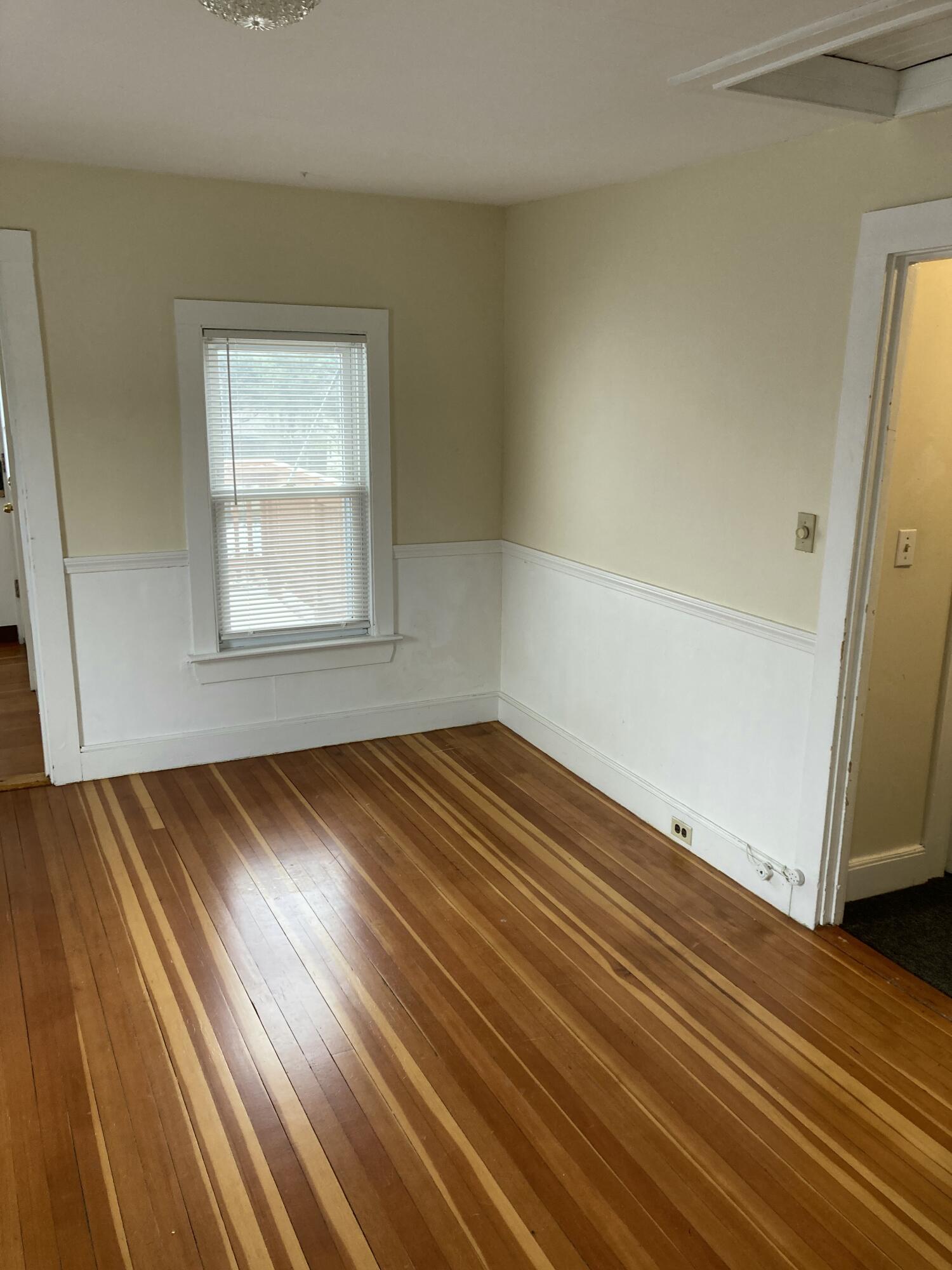 119 Fogg Road Scarborough, ME 04074 - Photo 9 of 28 2nd Floor Dining Area