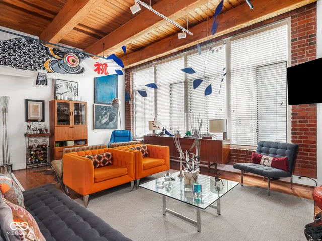 $375,000 | 430 North Park Avenue, Unit 104, Indianapolis, IN 46202