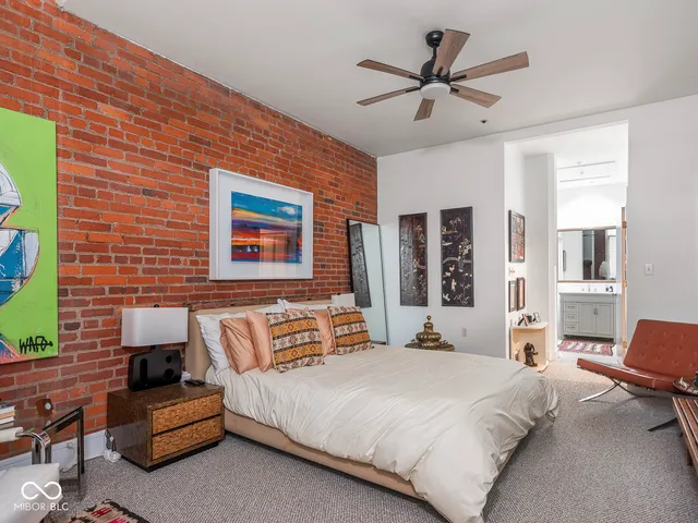 $375,000 | 430 North Park Avenue, Unit 104, Indianapolis, IN 46202