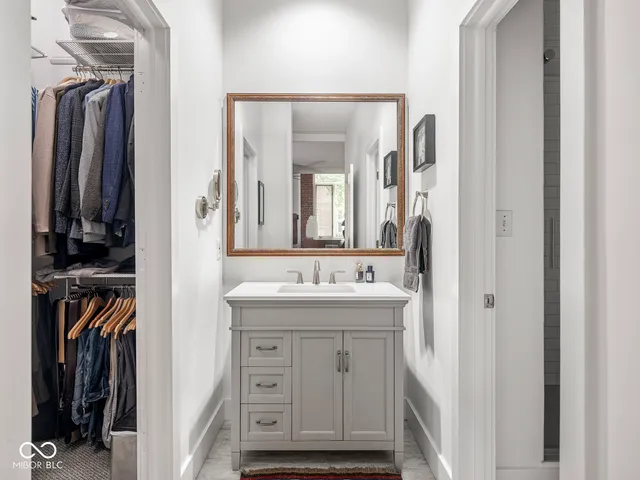 $375,000 | 430 North Park Avenue, Unit 104, Indianapolis, IN 46202