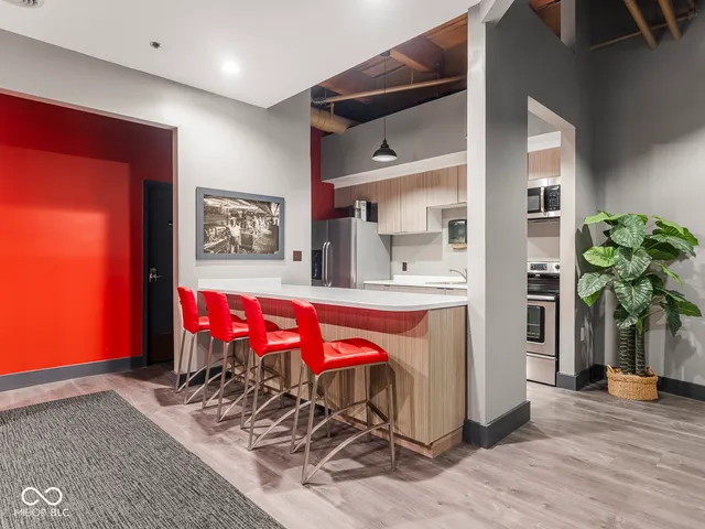 $375,000 | 430 North Park Avenue, Unit 104, Indianapolis, IN 46202