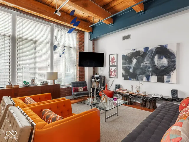 $375,000 | 430 North Park Avenue, Unit 104, Indianapolis, IN 46202