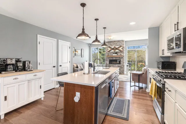 $599,900 | 2759 Bristol Rdg Drive, Ann Arbor, MI 48105