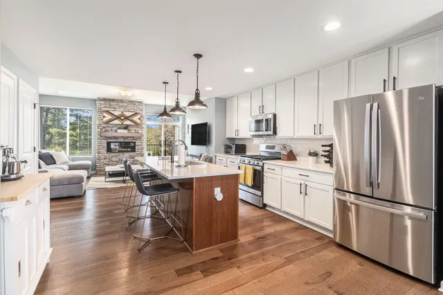 $599,900 | 2759 Bristol Rdg Drive, Ann Arbor, MI 48105