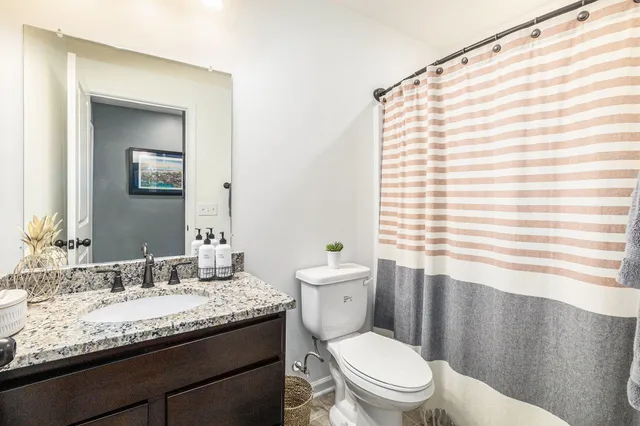 $599,900 | 2759 Bristol Rdg Drive, Ann Arbor, MI 48105