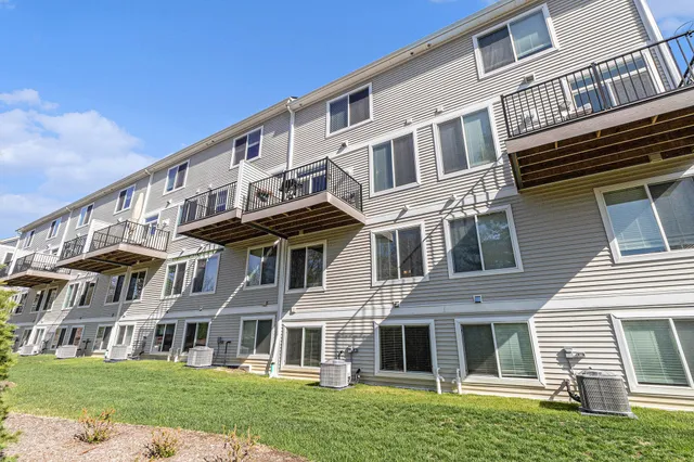 $599,900 | 2759 Bristol Rdg Drive, Ann Arbor, MI 48105