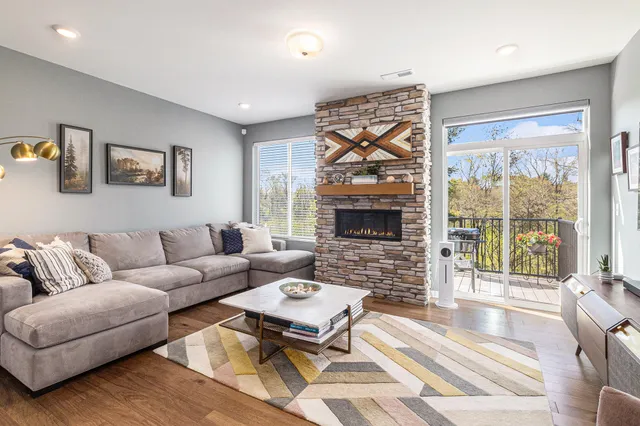 $599,900 | 2759 Bristol Rdg Drive, Ann Arbor, MI 48105