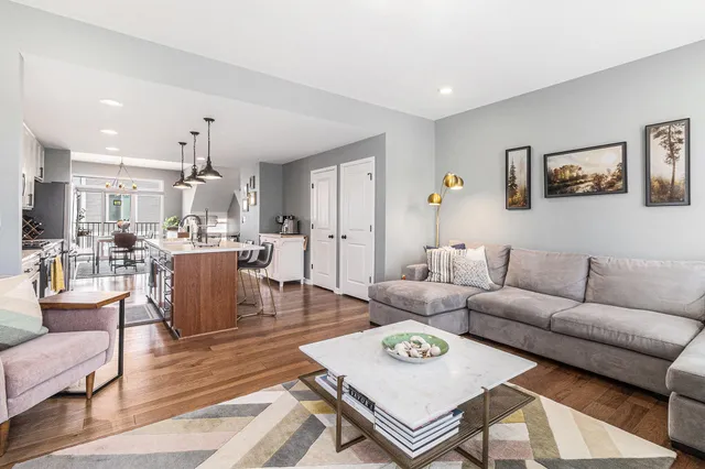 $599,900 | 2759 Bristol Rdg Drive, Ann Arbor, MI 48105