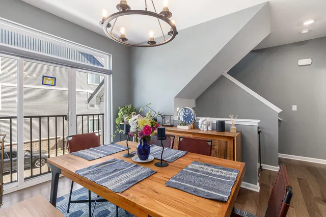 $599,900 | 2759 Bristol Rdg Drive, Ann Arbor, MI 48105