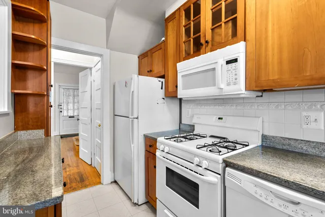 $5,000 | 2432 Tunlaw Road Northwest, Washington, DC 20007