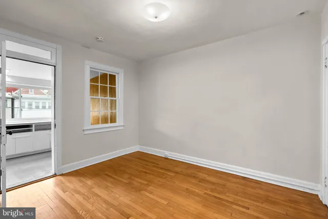 $5,000 | 2432 Tunlaw Road Northwest, Washington, DC 20007