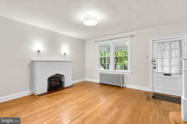 $5,000 | 2432 Tunlaw Road Northwest, Washington, DC 20007