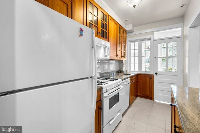 $5,000 | 2432 Tunlaw Road Northwest, Washington, DC 20007