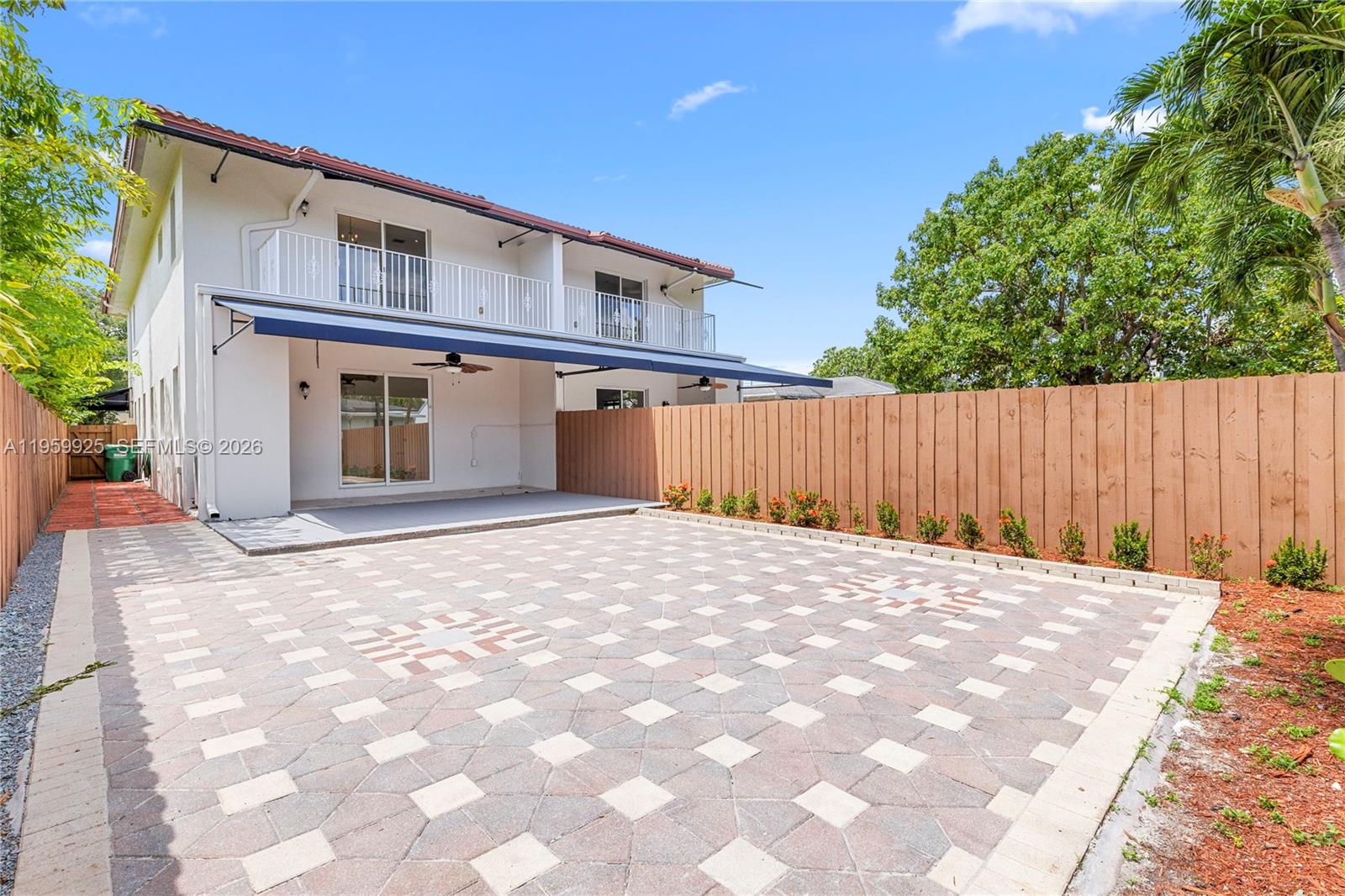 4025 Southwest 10th Street Miami, FL 33134 - Photo 4 of 38
