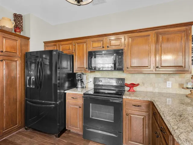 $480,000 | 626 Briar Court, Kennedale, TX 76060