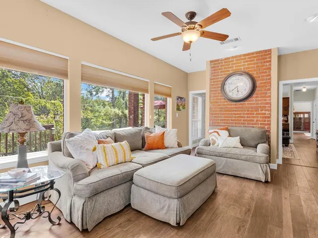 $480,000 | 626 Briar Court, Kennedale, TX 76060