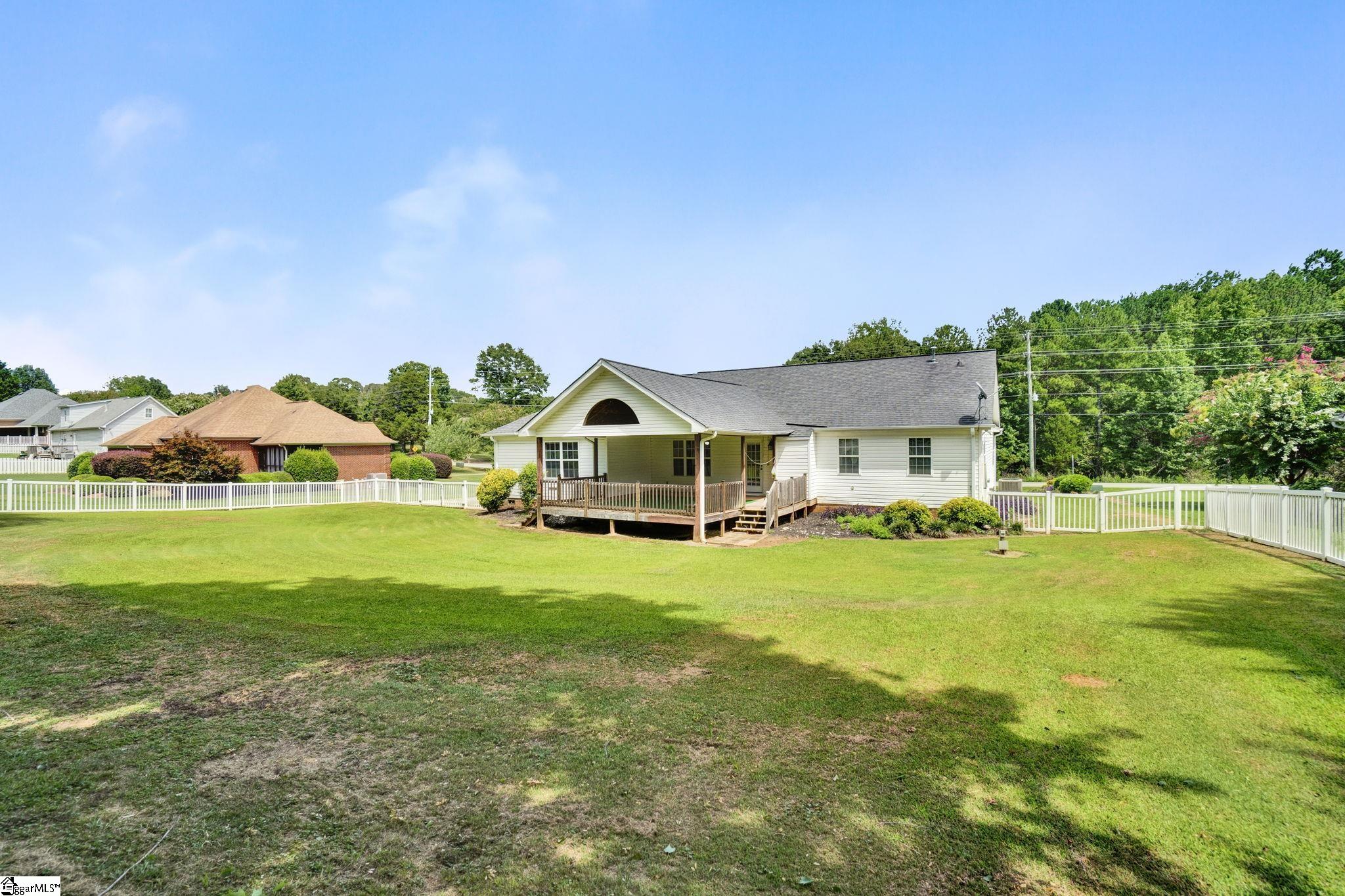 1710 Old Pendleton Road Easley, SC 29642 - Photo 31 of 35 Gallery Image 31