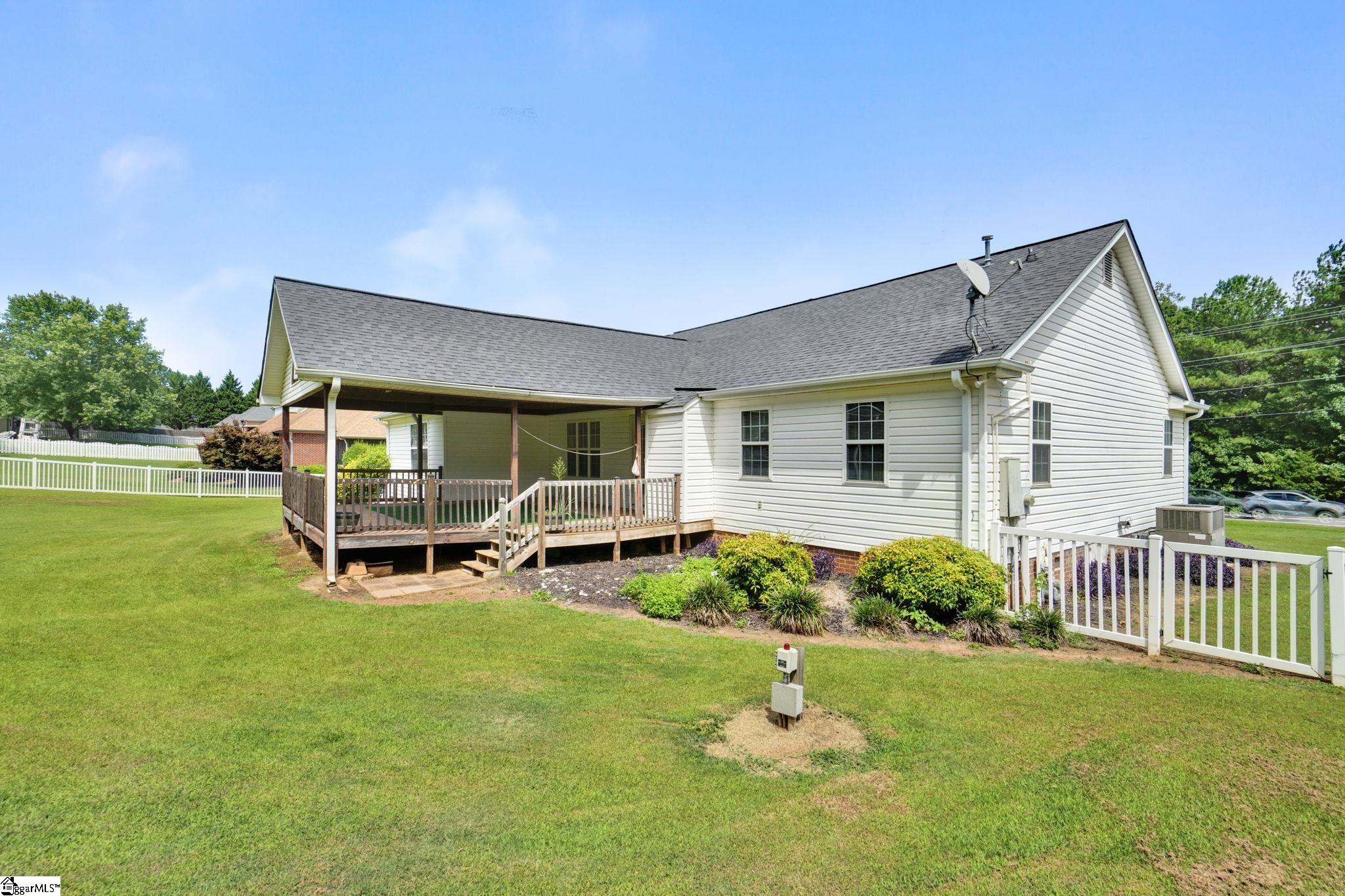 1710 Old Pendleton Road Easley, SC 29642 - Photo 33 of 35 Gallery Image 33