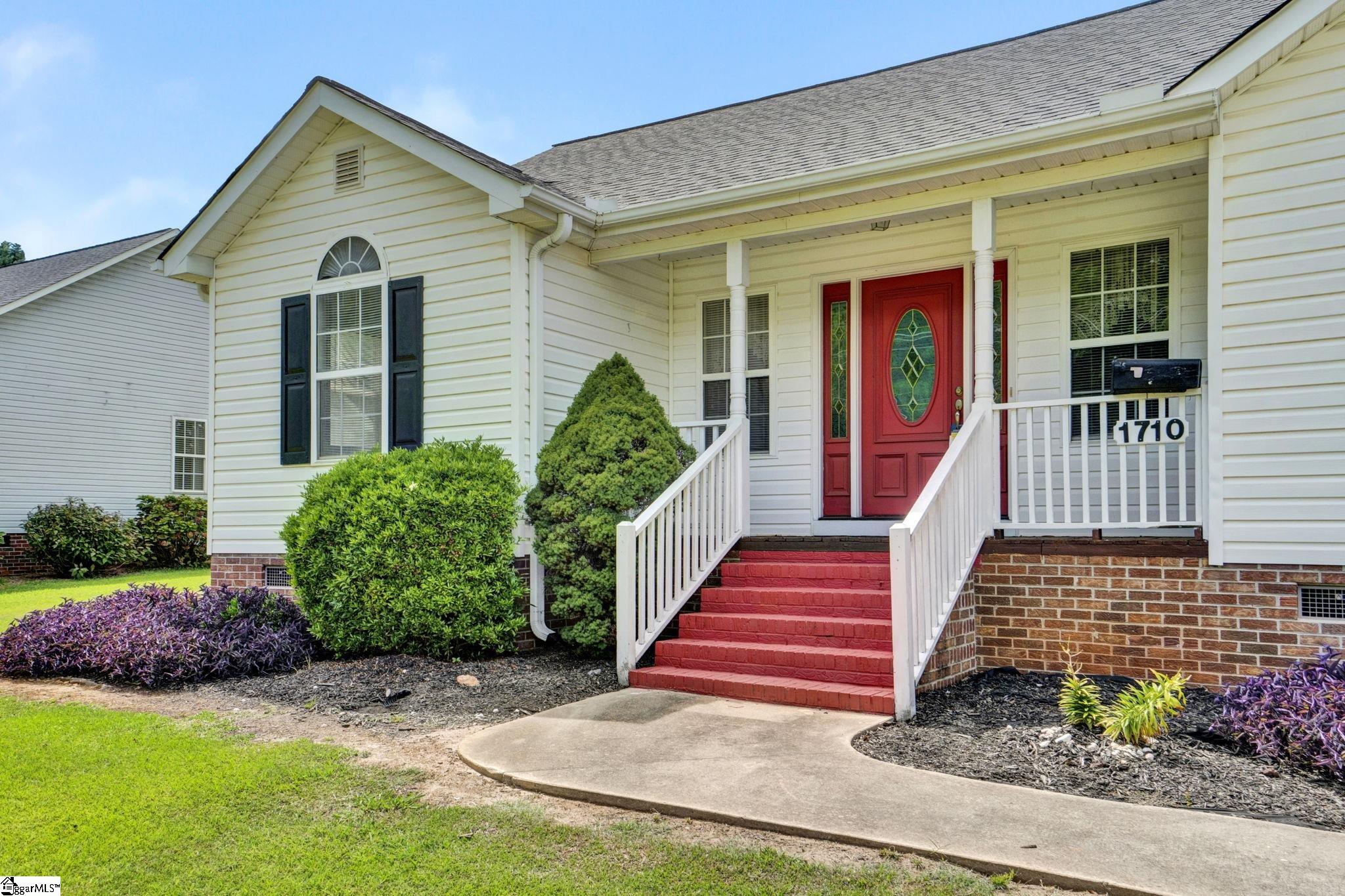 1710 Old Pendleton Road Easley, SC 29642 - Photo 7 of 35 Gallery Image 7