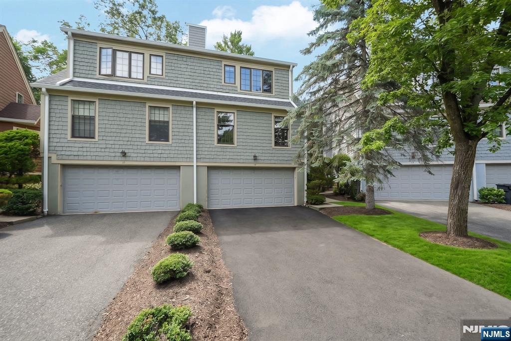 15 Nuthatcher Court Wayne, NJ 07470 - Photo 1 of 34