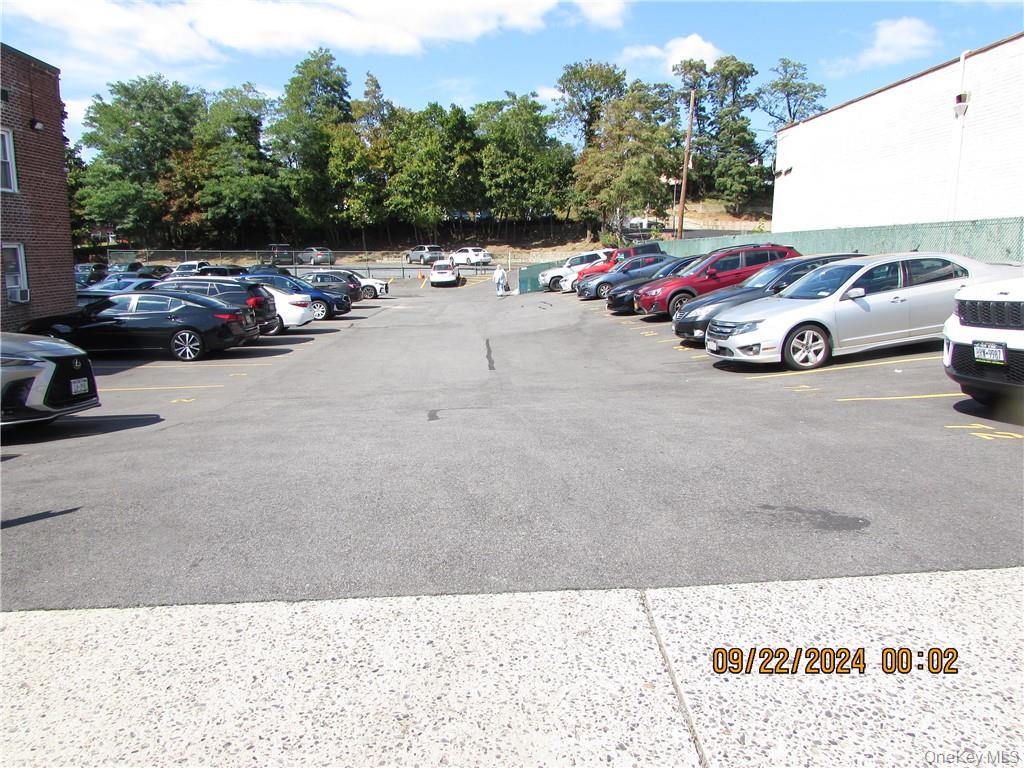 1561 Central Park Avenue, Unit I5 Yonkers, NY 10710 - Photo 18 of 18 View of vehicle parking