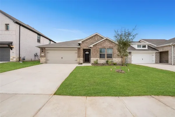 $2,650 | 2221 Horseshoe Lane, Seagoville, TX 75159