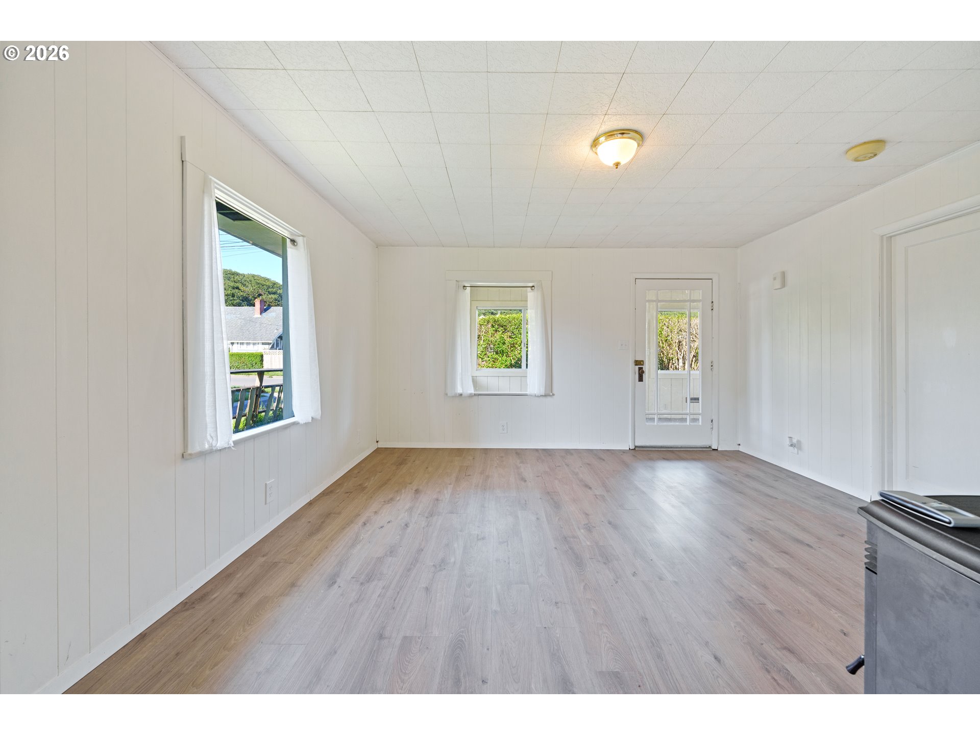 Madrona Street North Bend, OR 97459 - Photo 12 of 37