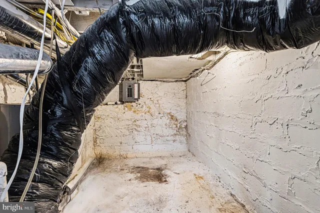 a building view with a outdoor space