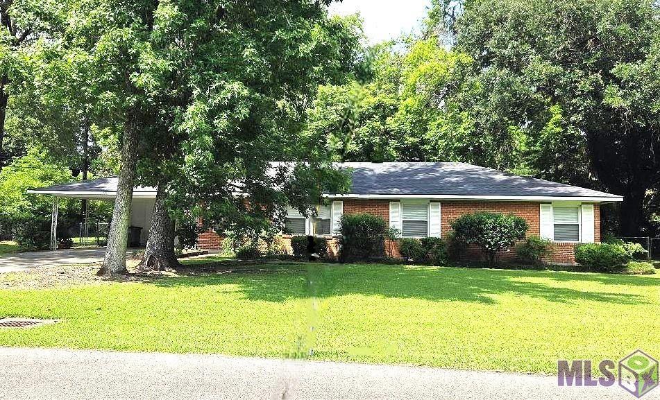 BRAND NEW ROOF!!! 710 BROADMOOR AVENUE