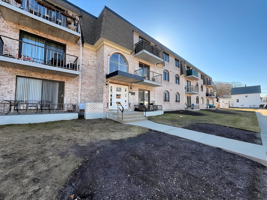 80 High Street, Unit 101 Dedham, MA 02026 - Photo 1 of 18