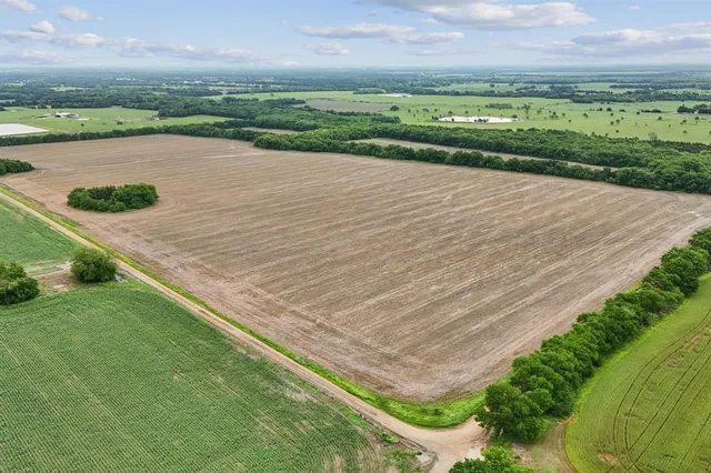 a view of a outdoor space