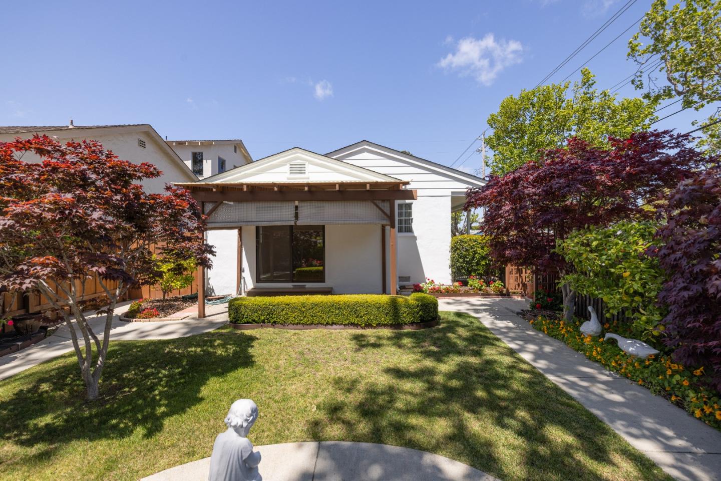 435 Bloomfield Road Burlingame, CA 94010 - Photo 24 of 28 Gallery Image 24