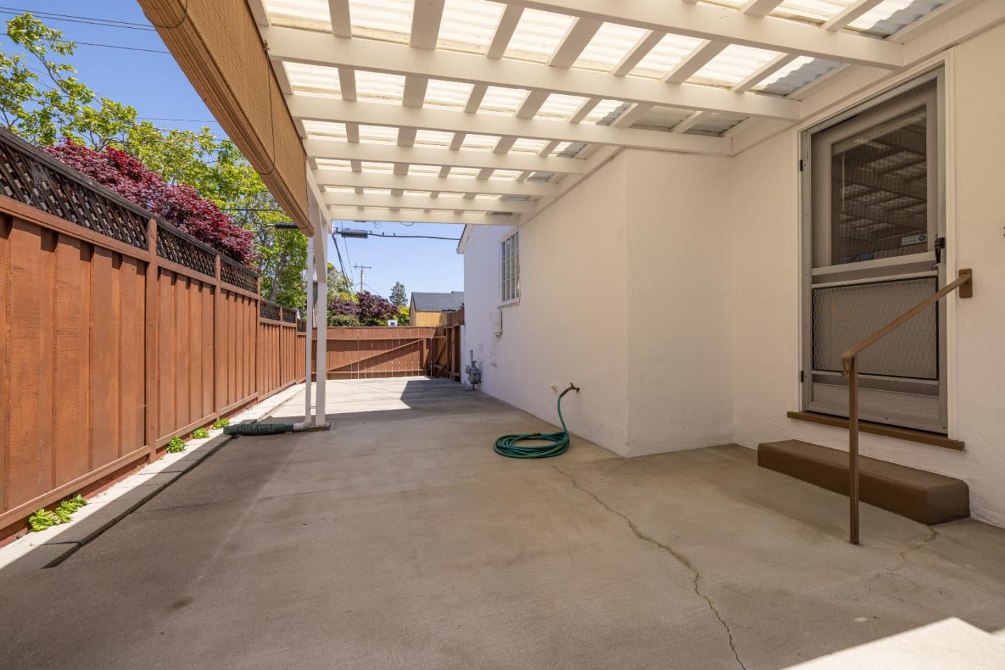 435 Bloomfield Road Burlingame, CA 94010 - Photo 28 of 28 Gallery Image 28