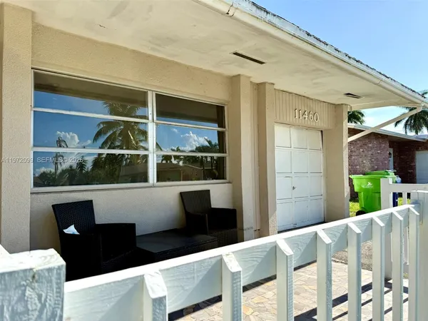 a view of outdoor space yard and patio