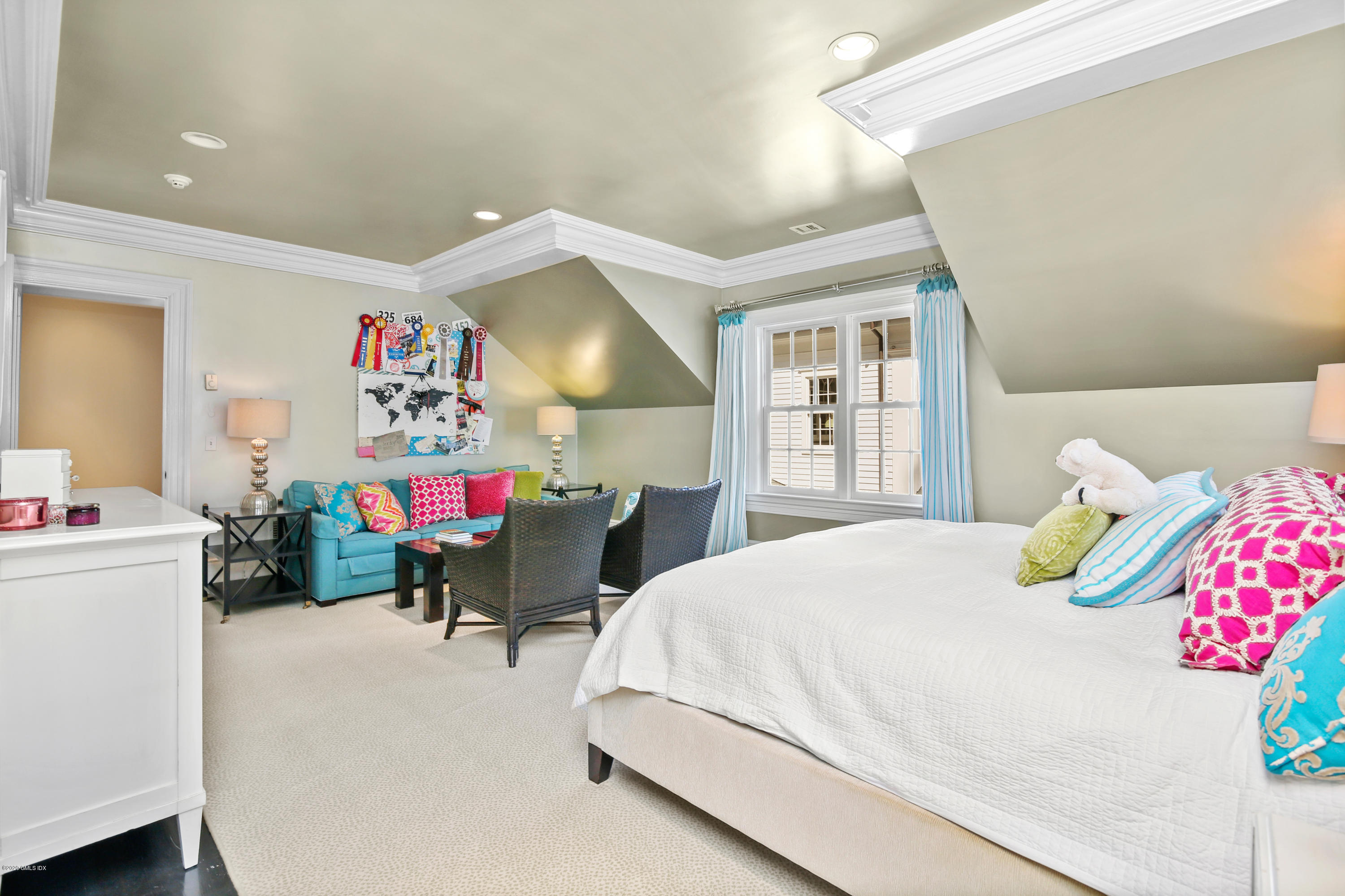 23 Ridgeview Avenue Greenwich, CT 06830 - Photo 32 of 44 23 Ridgeview Ave Greenwich CT-print-060-