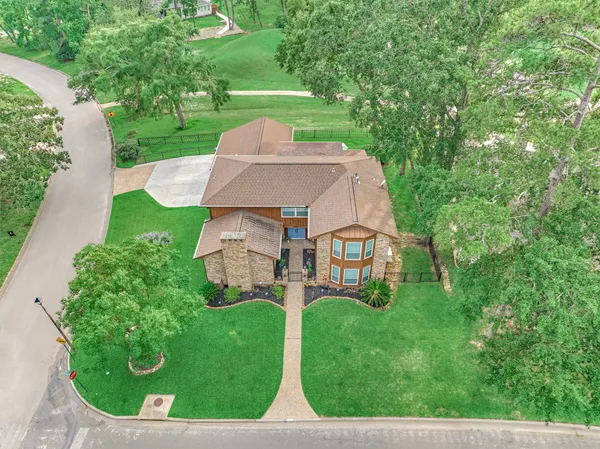 $447,000 | 660 Hillcrest Drive, Huntsville, TX 77340