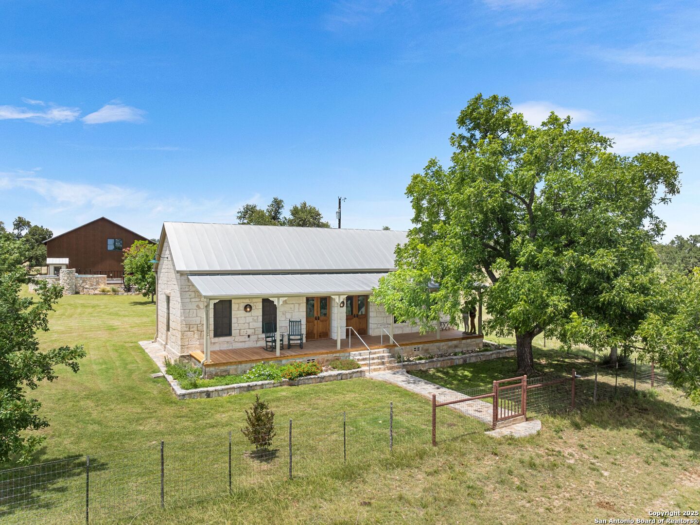 4369 Reeh-Weinheimer Road Fredericksburg, TX 78624 - Photo 2 of 80