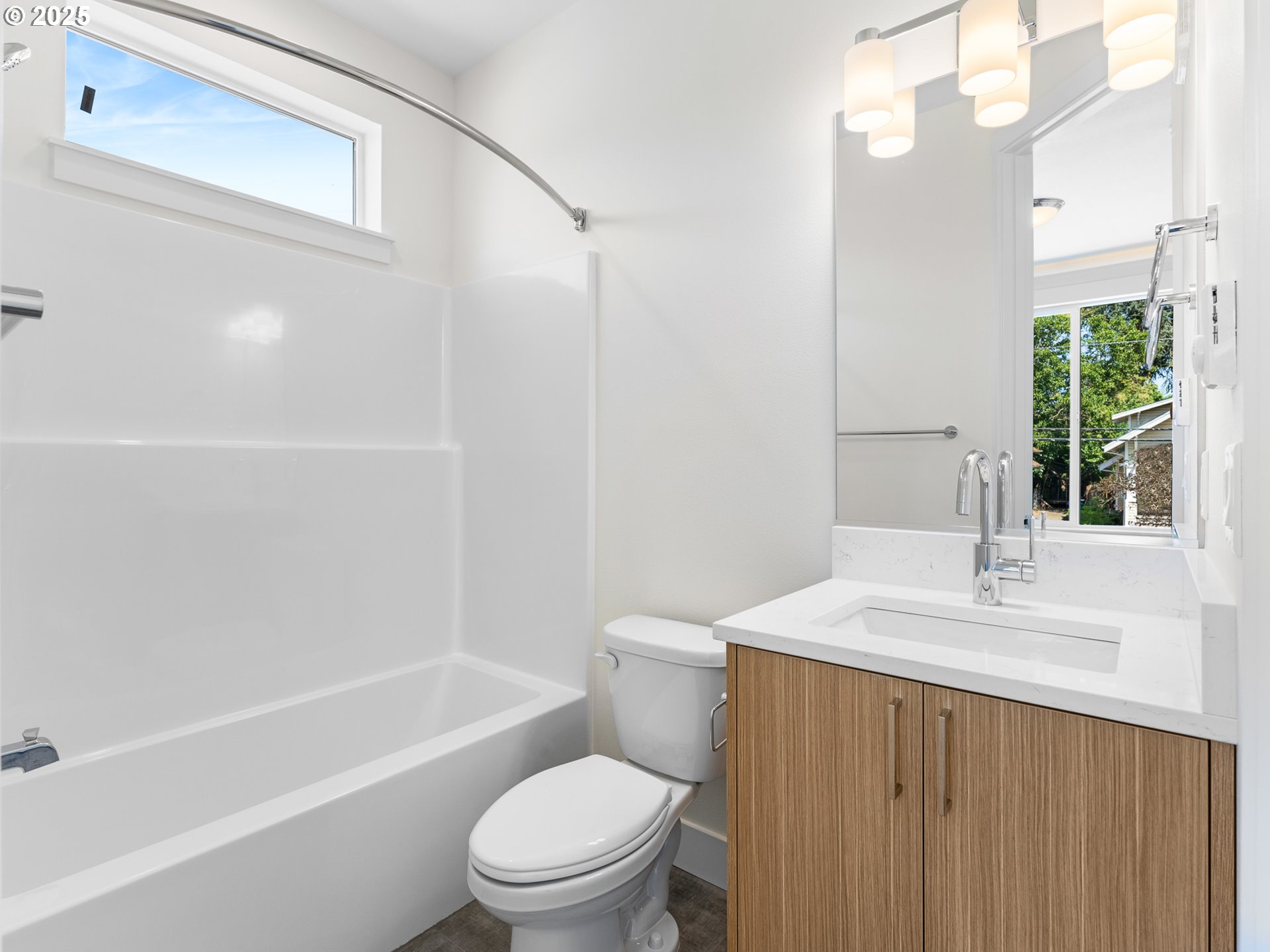 Northeast Ainsworth Street Portland, OR 97211 - Photo 31 of 47