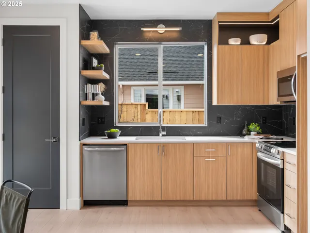 $6,999,000 | Northeast Ainsworth Street, Portland, OR 97211